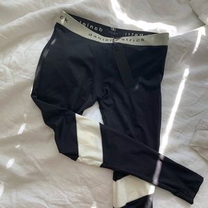 ✨NEW✨ Daniel Patrick panel leggings